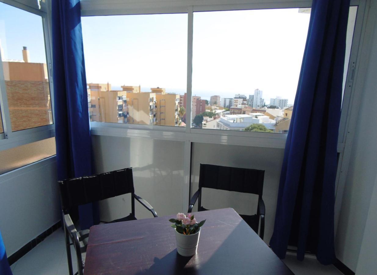 Apartamento Estudio Con Luz Del Sol Y Azul Del Mar Benalmádena Exterior foto